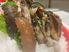 -红鼎豆捞·非遗鲍皇汤火锅(宝丰路店)