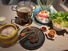 -君来湖滨饭店·玫瑰园