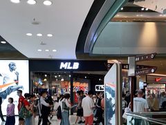 -东荟城名店仓