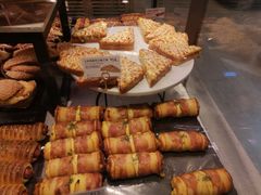 -HOT CRUSH趁热集合·现烤面包(环球港店)