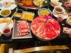 -百年川椒重庆老火锅(光谷店)
