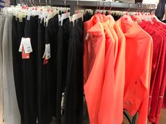 -New Balance(王府井奥莱·香江小镇店)