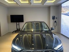 -上海冠松华奥奥迪4S店(张江店)