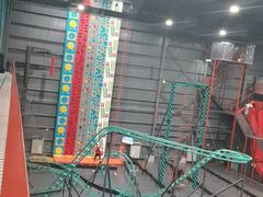 -极限PLAY运动娱乐新世界·团建派对潮玩休闲馆·室内蹦极高空游乐园