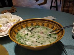 鱼瘦肉粥-百年恒益烧腊海鲜酒家·非遗传承(广州黄埔店)