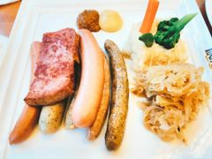 -LENBACH兰巴赫西餐啤酒坊(大连星海广场店)