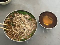 -正宗杨记普洱酸醋米线(总店)