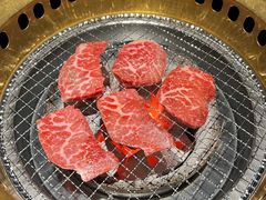 -山川小町·极番烧肉(新地假日广场店)