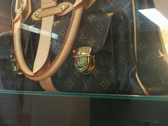 -用真奢侈品名表名包回收中心(朝阳万达店)