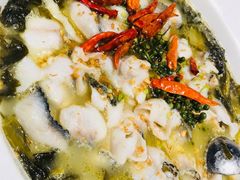 老坛酸菜鱼片-望乡楼上海菜(日月光店)