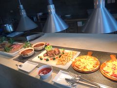 -大雁塔假日酒店·绿茵阁西餐厅