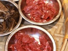 -窄巷口生烫牛肉米线(客村店)