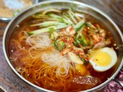 -韩风烤牛肉冷面店