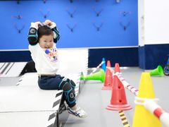 -八爪矩阵极限运动馆·儿童平衡车·感统训练(南海子公园校区)