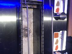 -黑门烤肉