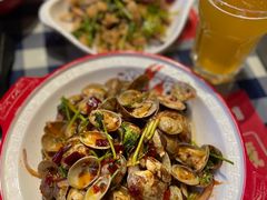 -雪熊哈尔滨烧烤·精酿啤酒·砂锅(中央胜境店)