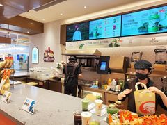 -沪上阿姨·臻选茶饮(上海环球港店)