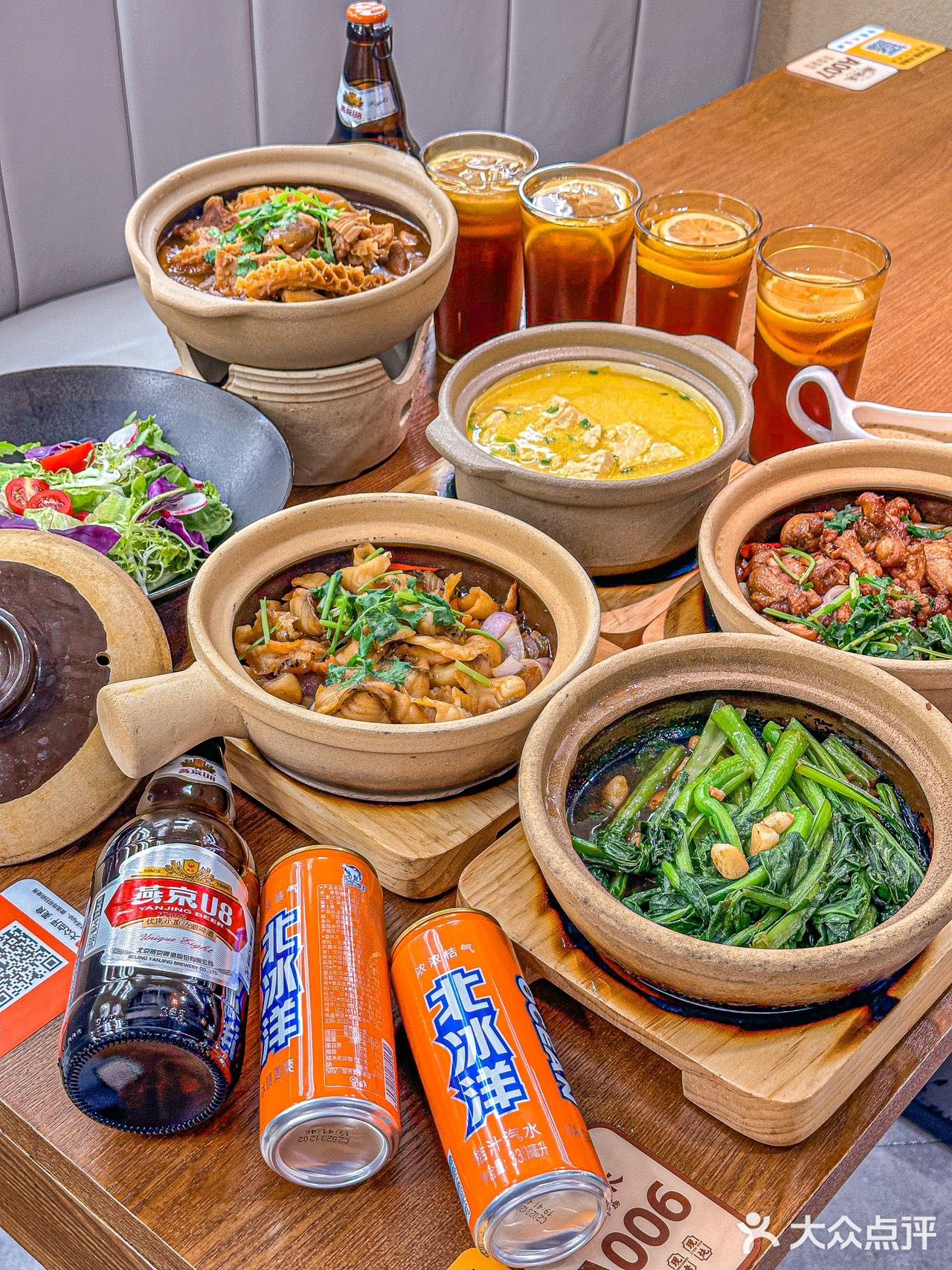 来王府井一定要尝尝他家的砂锅煲 逛街逛累了