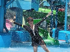 -欢乐水魔方水世界