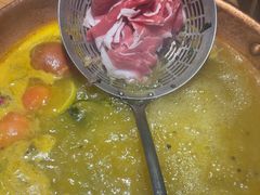 -洱火云南酸菜牛肉火锅(石景山当代商城店)