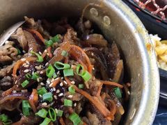 路边肥牛拌饭-小团团·路边烤牛肉(南岭壹街店)