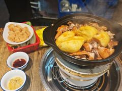 -东川炭炉鸡煲·榴莲瓦煲鸡(广州首店)