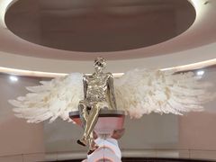 -涨巢·潮玩水疗局