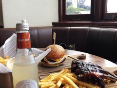 -Ribs & Burgers The Rocks