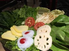 -小天鹅火锅·一线江景洪鼎旗舰店(洪崖洞店)