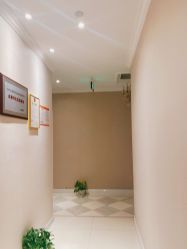 -孔雀手美甲美睫护理