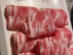 -老牌坊云南鱼豆花火锅(哈西万达店)