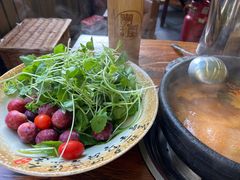 -贵厨酸汤牛肉(花果园国际中心店)