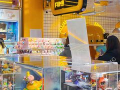 -泡泡玛特POPMART(上海环球港店)