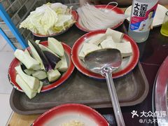 -边江铁锅炖鱼(振八街店)
