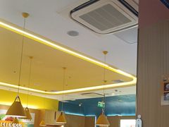 -小鱼小牛·鱼牛干锅·脆鱼火锅(世欧广场店)