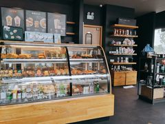 面包甜点陈列柜-星巴克(苏州西蒙店)