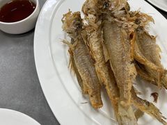 酥炸小黄鱼-沪依小酒馆心意菜