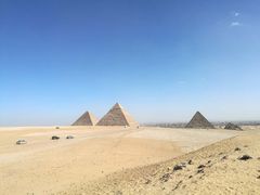 -吉萨金字塔群