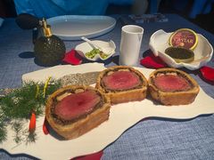 惠灵顿牛排-弦月窗LUNETTE BY AMANDA(复兴路店)