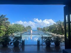 -亚龙湾喜来登·美景台大堂吧