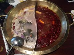 -重庆爽翻天老火锅(临平万达广场店)