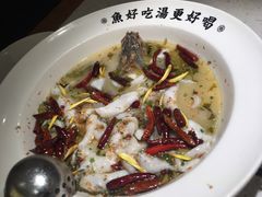 -江渔儿酸菜鱼·拔草餐厅(虎门君乐汇店)