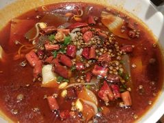 -渝是乎酸菜鱼(龙旗购物中心店)