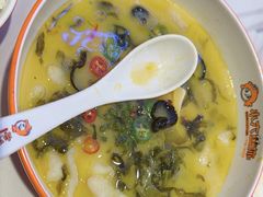 -小六鱼你.下饭酸菜鱼(益田假日广场店)