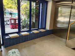 -伟伟宠物医院·CT影像中心·瑞派犬猫综合性门诊(汉口总院)