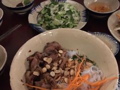 -Cuc Gach Quan Restaurant