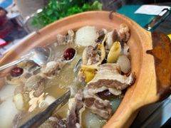 清汤东山羊肉-鹤睦鱼生·啫啫煲·海鲜(保利百合店)