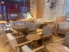 -藏猫猫咖啡主题馆(中央大道店)