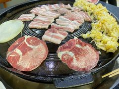 烤猪五花肉-海花锅盖烧烤店(怡馨家园店)