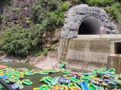 -雅鲁激流探险漂流